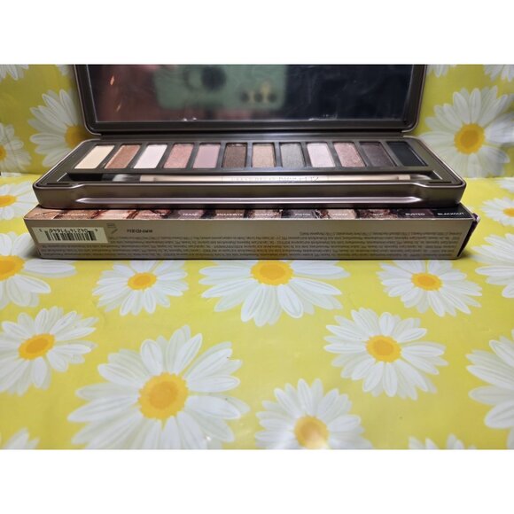 Urban Decay Naked 2 Eyeshadow Palette Brand New Original NO BOX - Picture 6 of 12